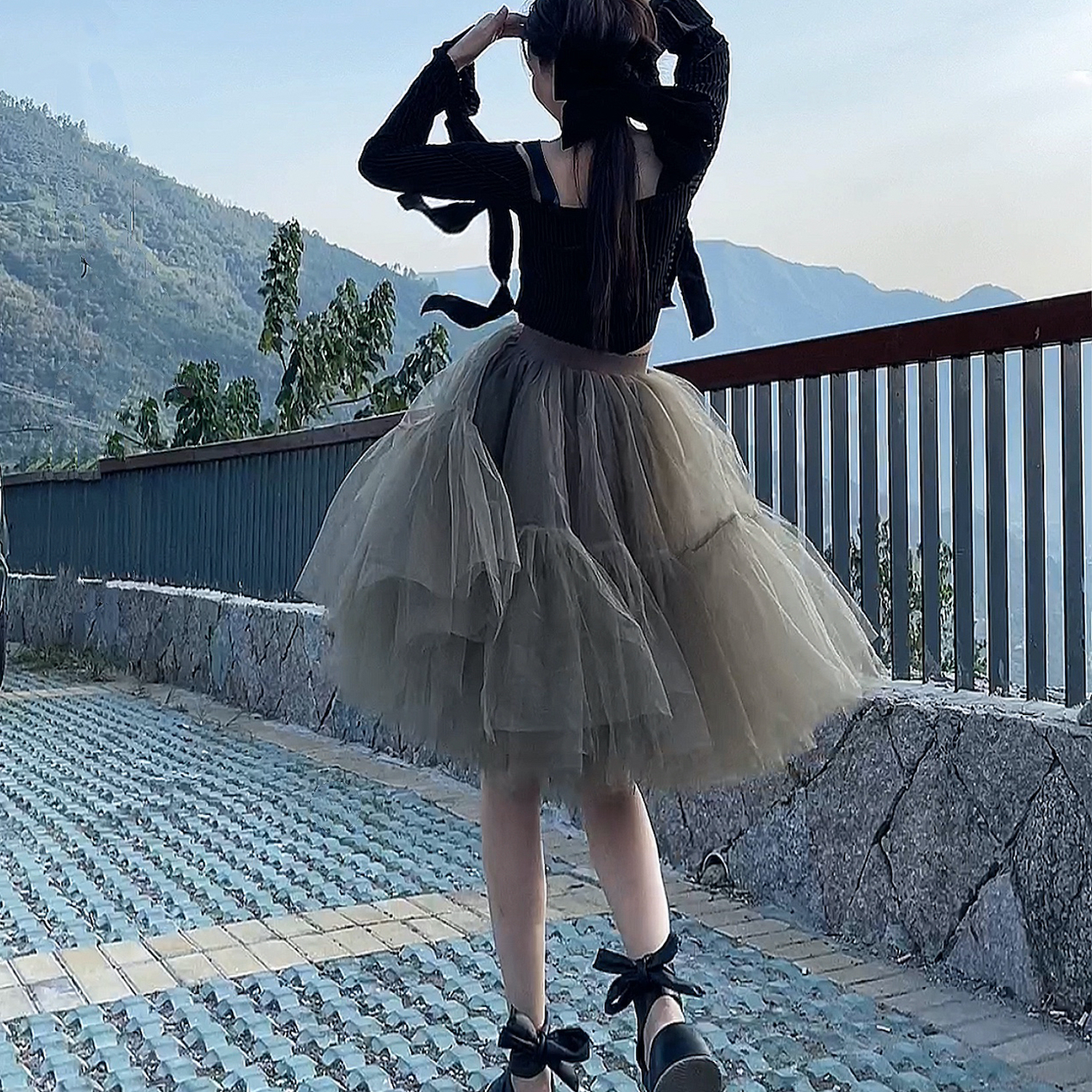Black layered tulle high-waist A-line skirt